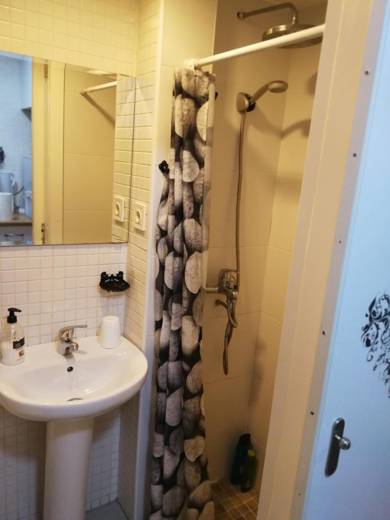 Apartmán Microloft En Lavapies, 15 Metros Madrid Exteriér fotografie